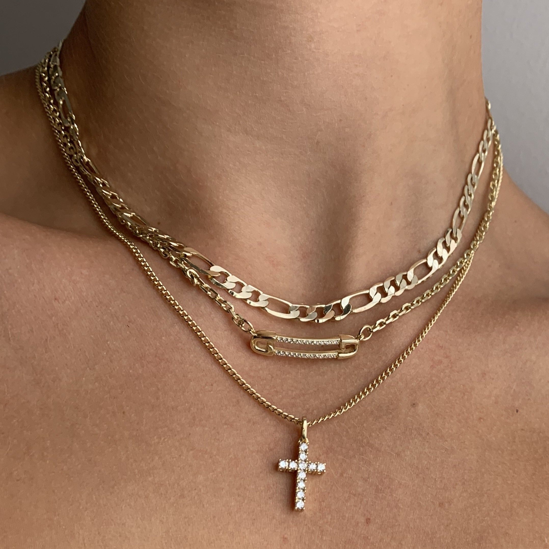 Golden Elegance Cross | Necklace